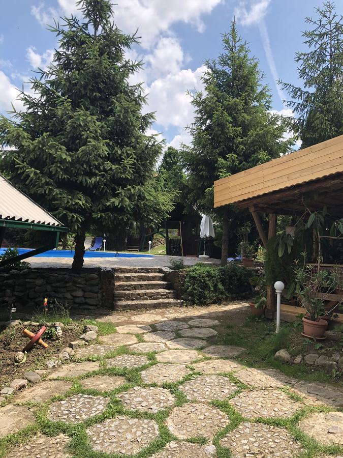 Camping Robinson Country Club 오라데아 외부 사진